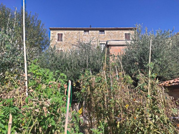 appartamento in vendita a Cingoli in zona Strada