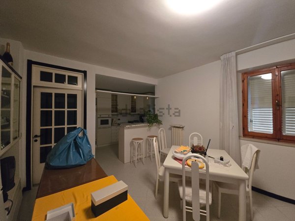 casa indipendente in vendita a Cingoli