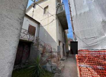 appartamento in vendita a Cingoli in zona Torre