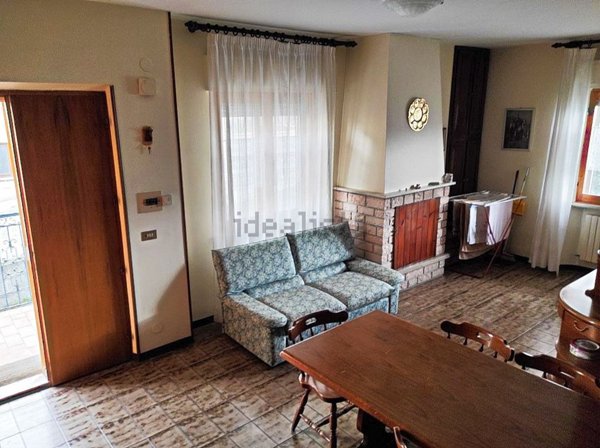 appartamento in vendita a Cingoli in zona Capo di Rio
