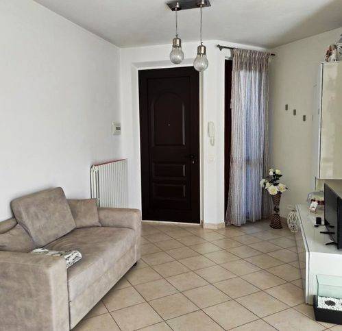 appartamento in vendita a Cingoli in zona Strada