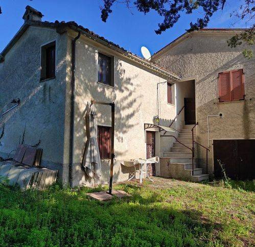 appartamento in vendita a Cingoli in zona Strada