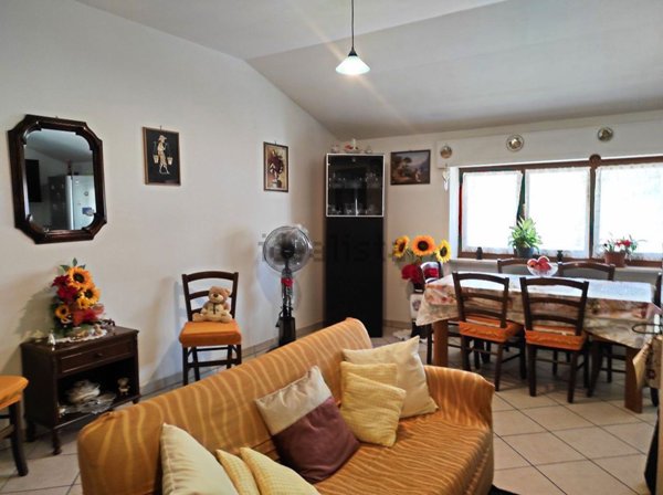 appartamento in vendita a Cingoli in zona Capo di Rio