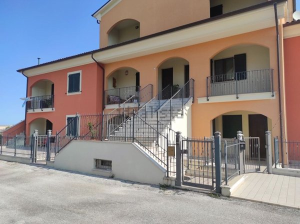 appartamento in vendita a Cingoli in zona Strada