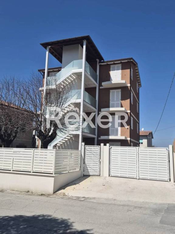 appartamento in vendita a Cingoli in zona Strada