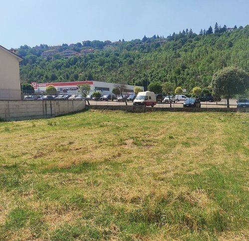 terreno edificabile in vendita a Cingoli