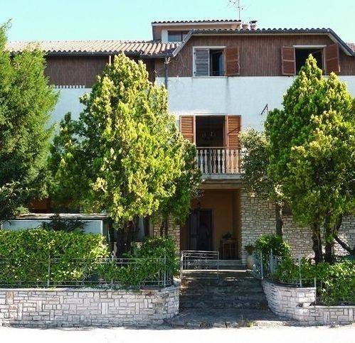 casa indipendente in vendita a Cingoli in zona Capo di Rio