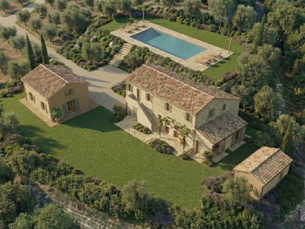 casa indipendente in vendita a Cingoli in zona Avenale