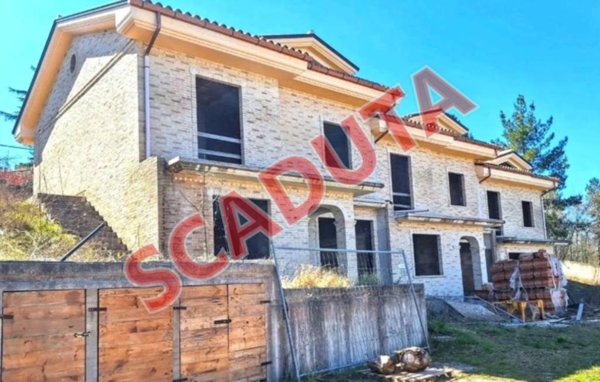 appartamento in vendita a Cingoli in zona Capo di Rio