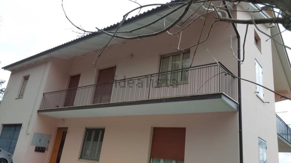 appartamento in vendita a Cingoli in zona Capo di Rio