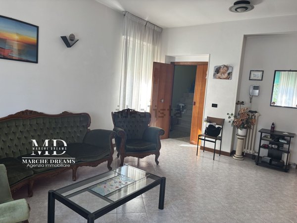 appartamento in vendita a Cingoli in zona Troviggiano