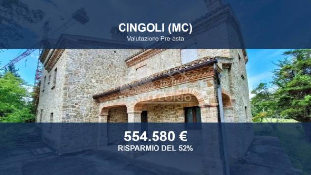 casa indipendente in vendita a Cingoli