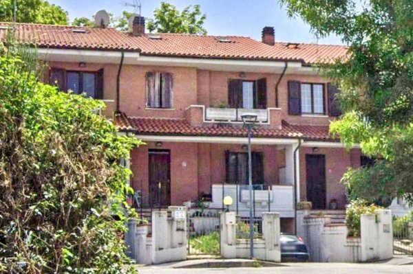 casa semindipendente in vendita a Cingoli in zona Capo di Rio