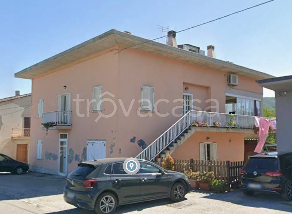 appartamento in vendita a Cingoli in zona Moscosi