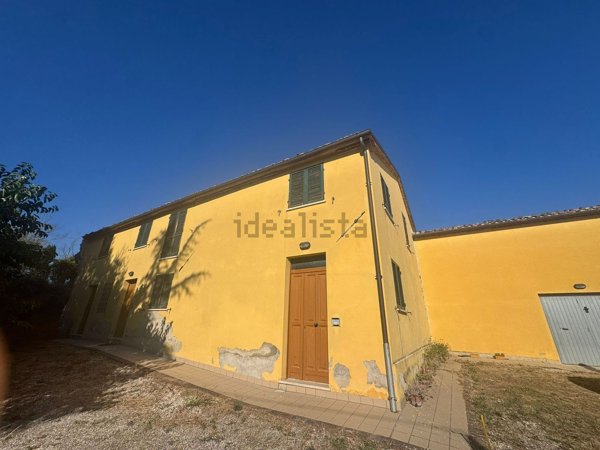 casa indipendente in vendita a Cingoli in zona Cervidone