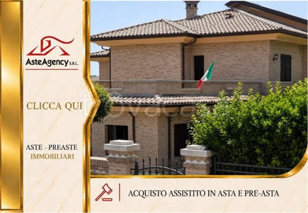casa indipendente in vendita a Cingoli in zona Capo di Rio