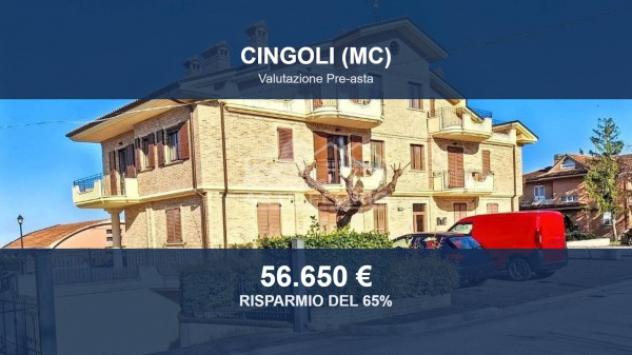 negozio in vendita a Cingoli in zona Troviggiano
