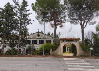 negozio in vendita a Cingoli in zona San Vittore