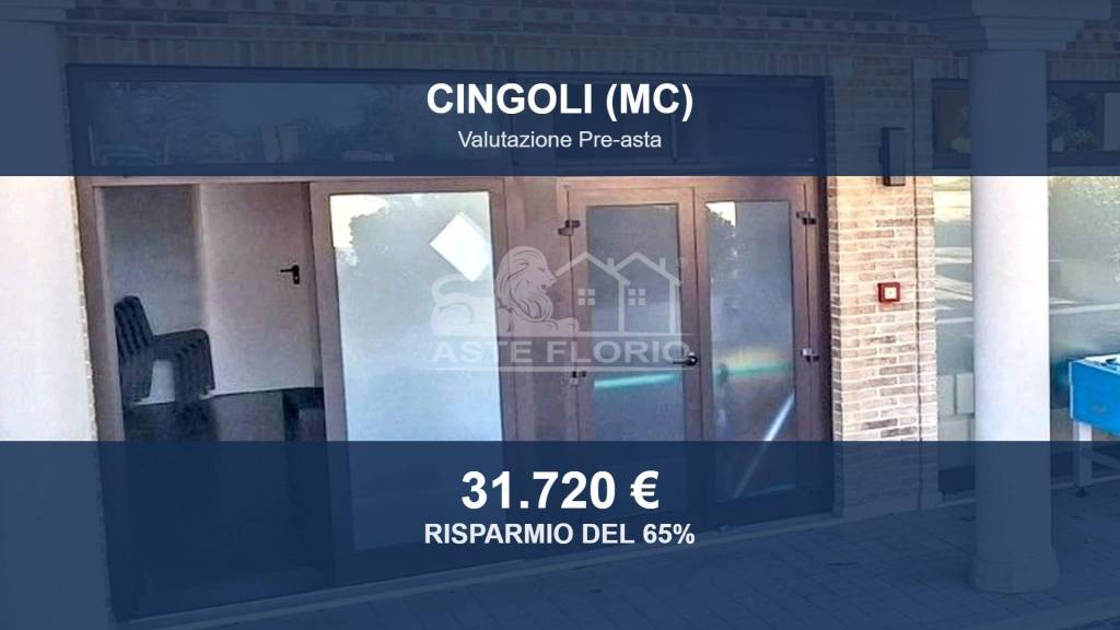 locale commerciale in vendita a Cingoli in zona Troviggiano