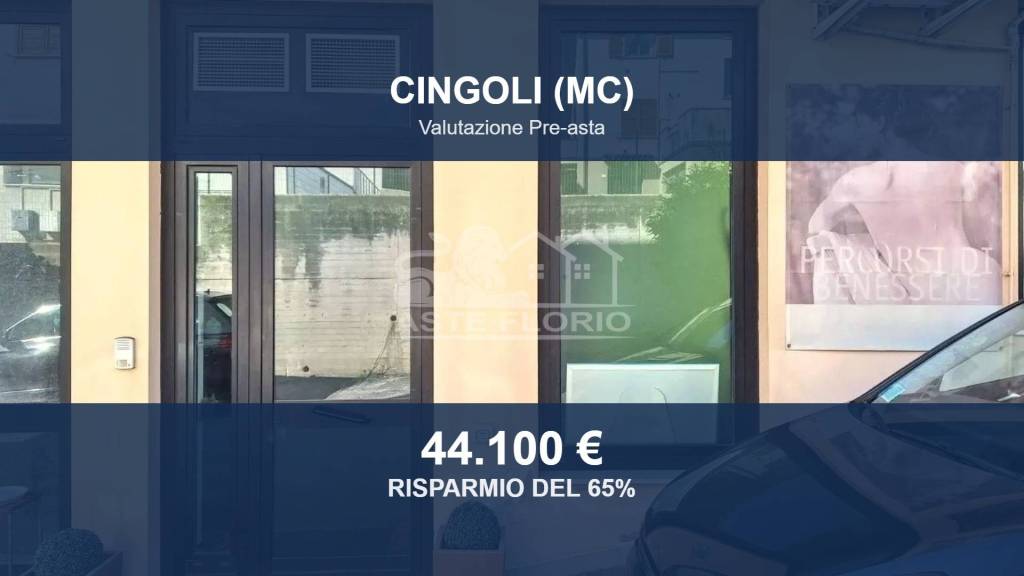 negozio in vendita a Cingoli in zona Capo di Rio