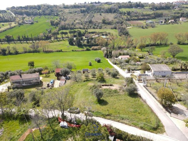 casa indipendente in vendita a Civitanova Marche
