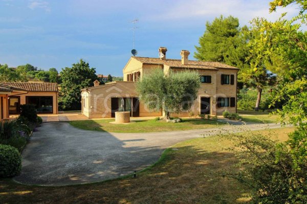 casa indipendente in vendita a Civitanova Marche
