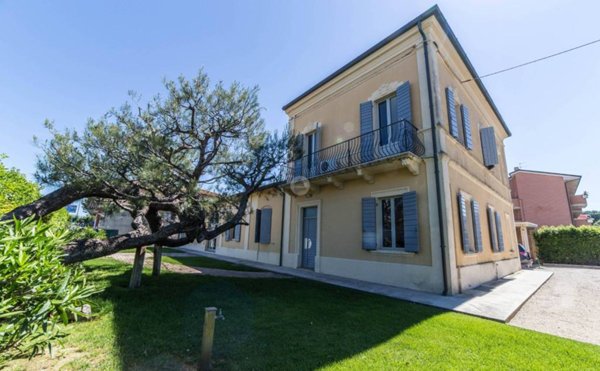 casa indipendente in vendita a Civitanova Marche