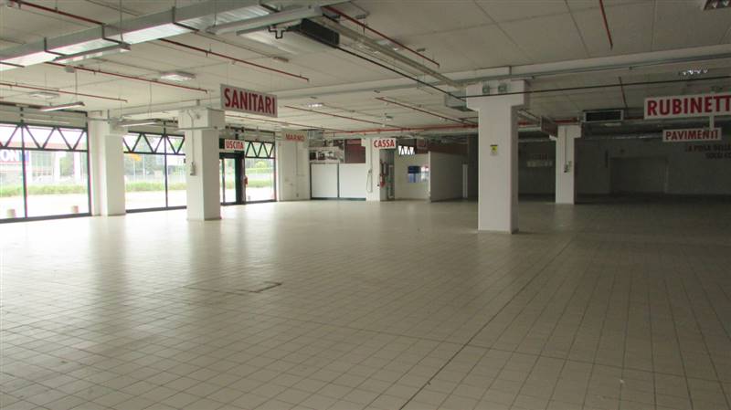 negozio in vendita a Civitanova Marche