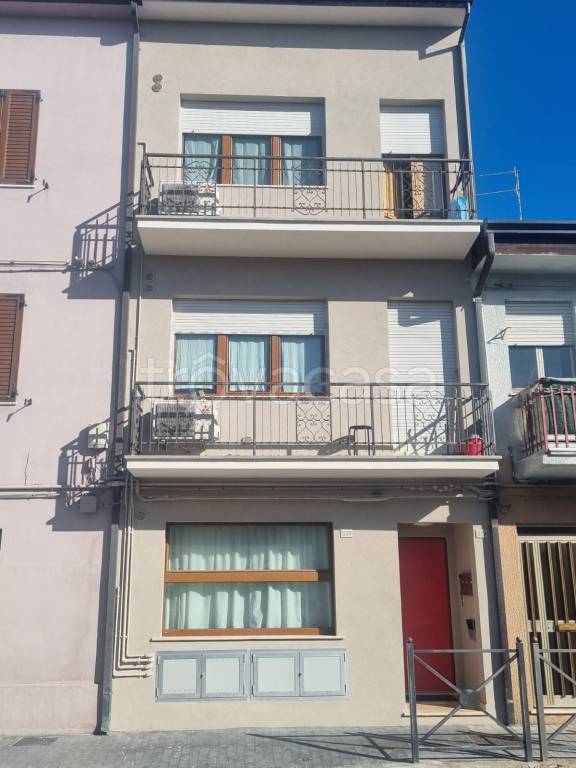 casa indipendente in vendita a Civitanova Marche in zona Fontespina