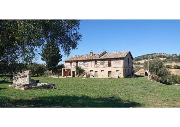 casa indipendente in vendita a Civitanova Marche