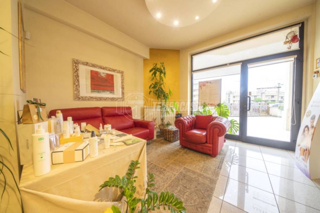 negozio in vendita a Civitanova Marche
