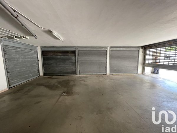 locale di sgombero in vendita a Civitanova Marche