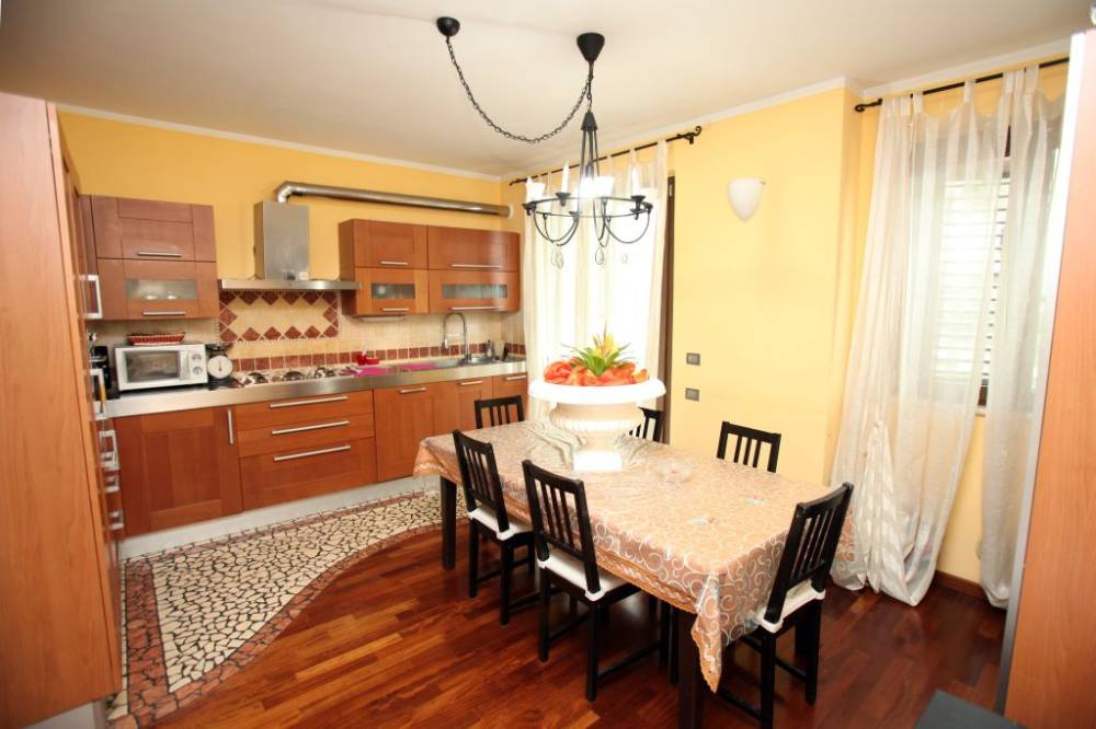casa indipendente in vendita a Civitanova Marche