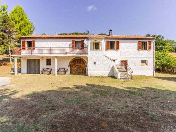 casa indipendente in vendita a Civitanova Marche