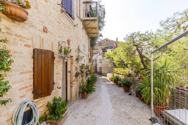 casa indipendente in vendita a Civitanova Marche