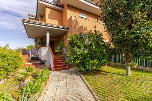 casa indipendente in vendita a Civitanova Marche