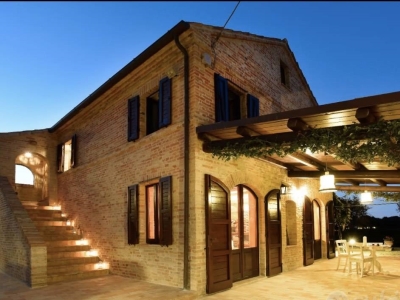 casa indipendente in vendita a Civitanova Marche