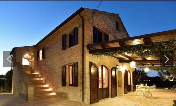 casa indipendente in vendita a Civitanova Marche