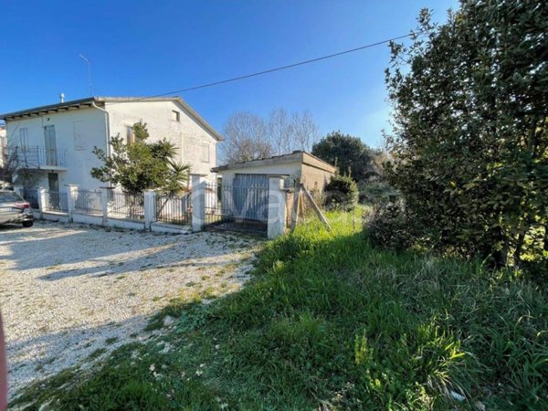 casa indipendente in vendita a Civitanova Marche