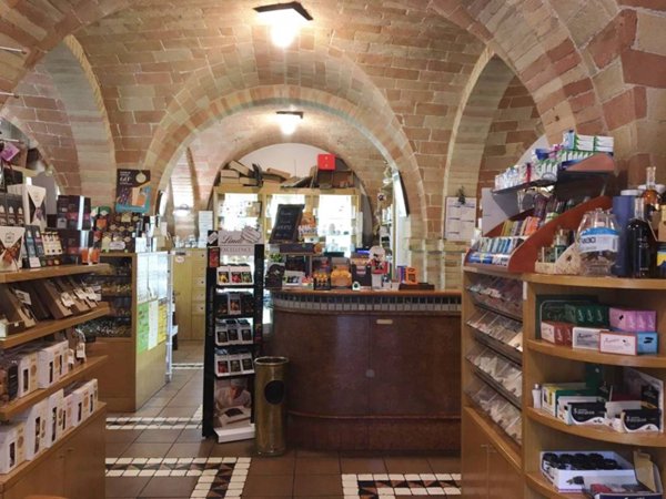 negozio in vendita a Civitanova Marche