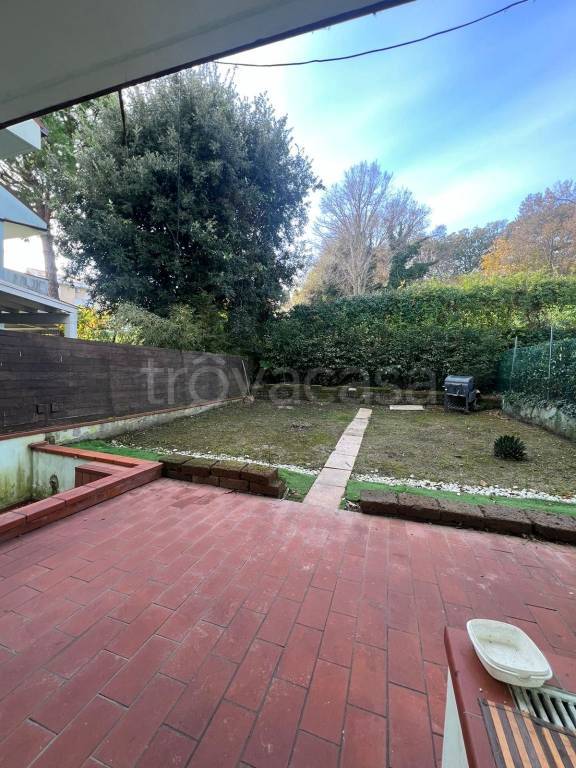 casa indipendente in vendita a Civitanova Marche