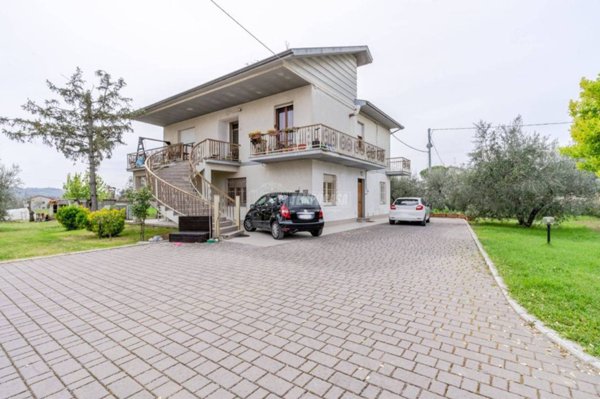 casa indipendente in vendita a Civitanova Marche in zona Santa Maria Apparente