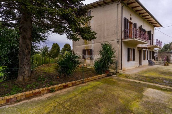 casa indipendente in vendita a Civitanova Marche