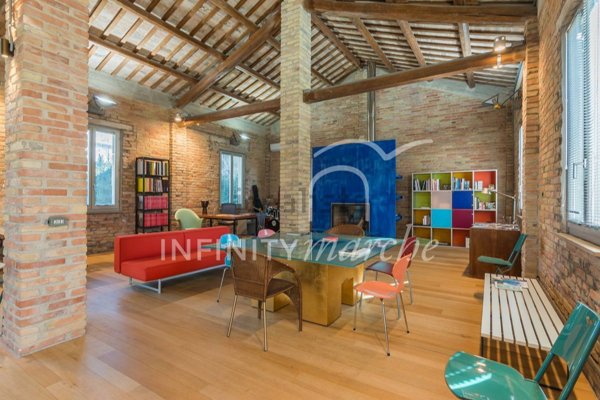 casa indipendente in vendita a Civitanova Marche