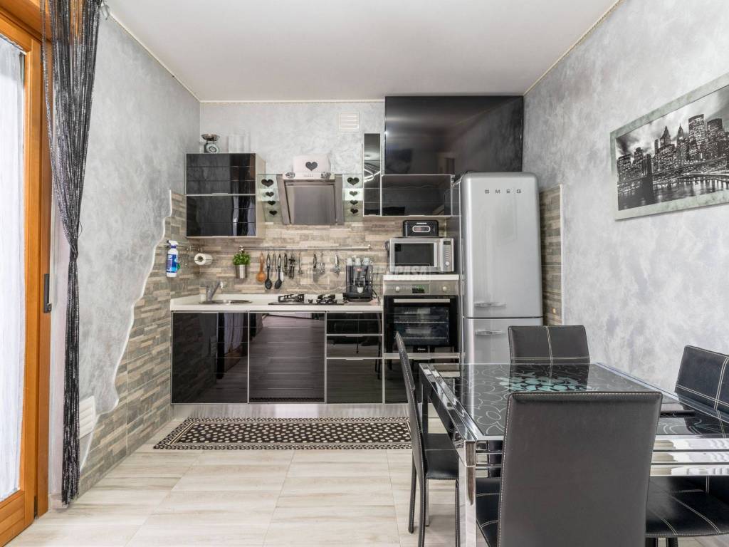 appartamento in vendita a Civitanova Marche in zona Fontespina