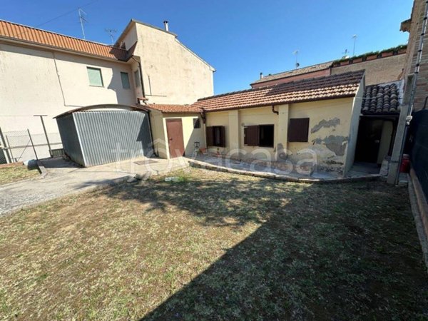 casa indipendente in vendita a Civitanova Marche
