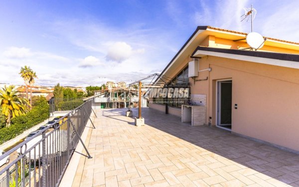 casa indipendente in vendita a Civitanova Marche in zona San Marone