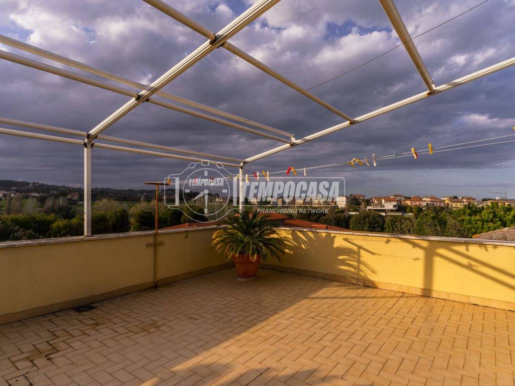 appartamento in vendita a Civitanova Marche in zona San Marone