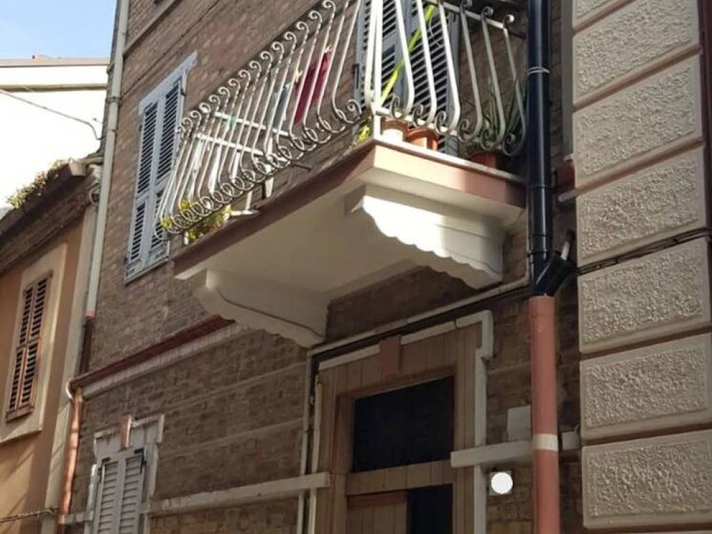 casa indipendente in vendita a Civitanova Marche
