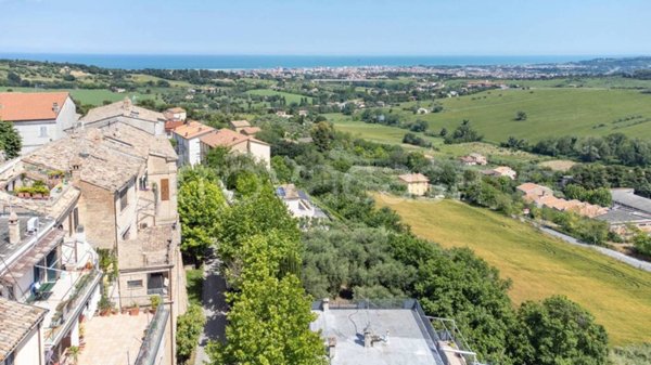 casa indipendente in vendita a Civitanova Marche